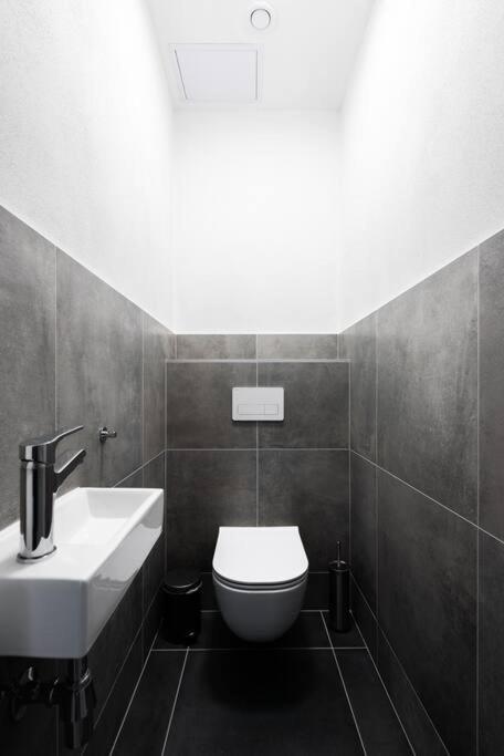 Vacov Apartment מראה חיצוני תמונה