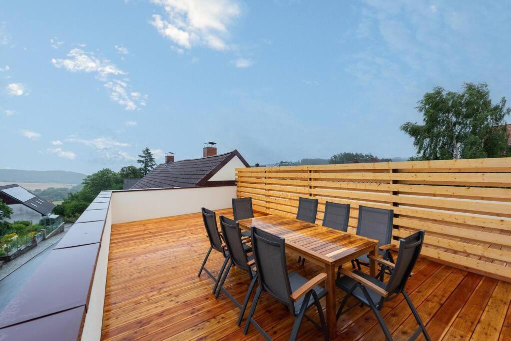 Vacov Apartment מראה חיצוני תמונה