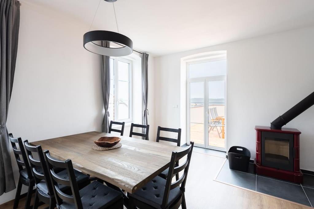 Vacov Apartment מראה חיצוני תמונה